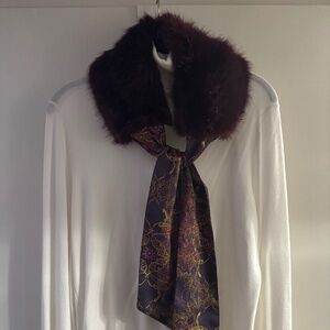 BURGUNDY FAUX FUR COLLAR